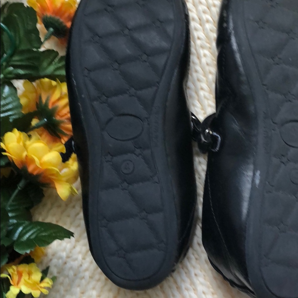 Black Flats - Picture 2 of 2